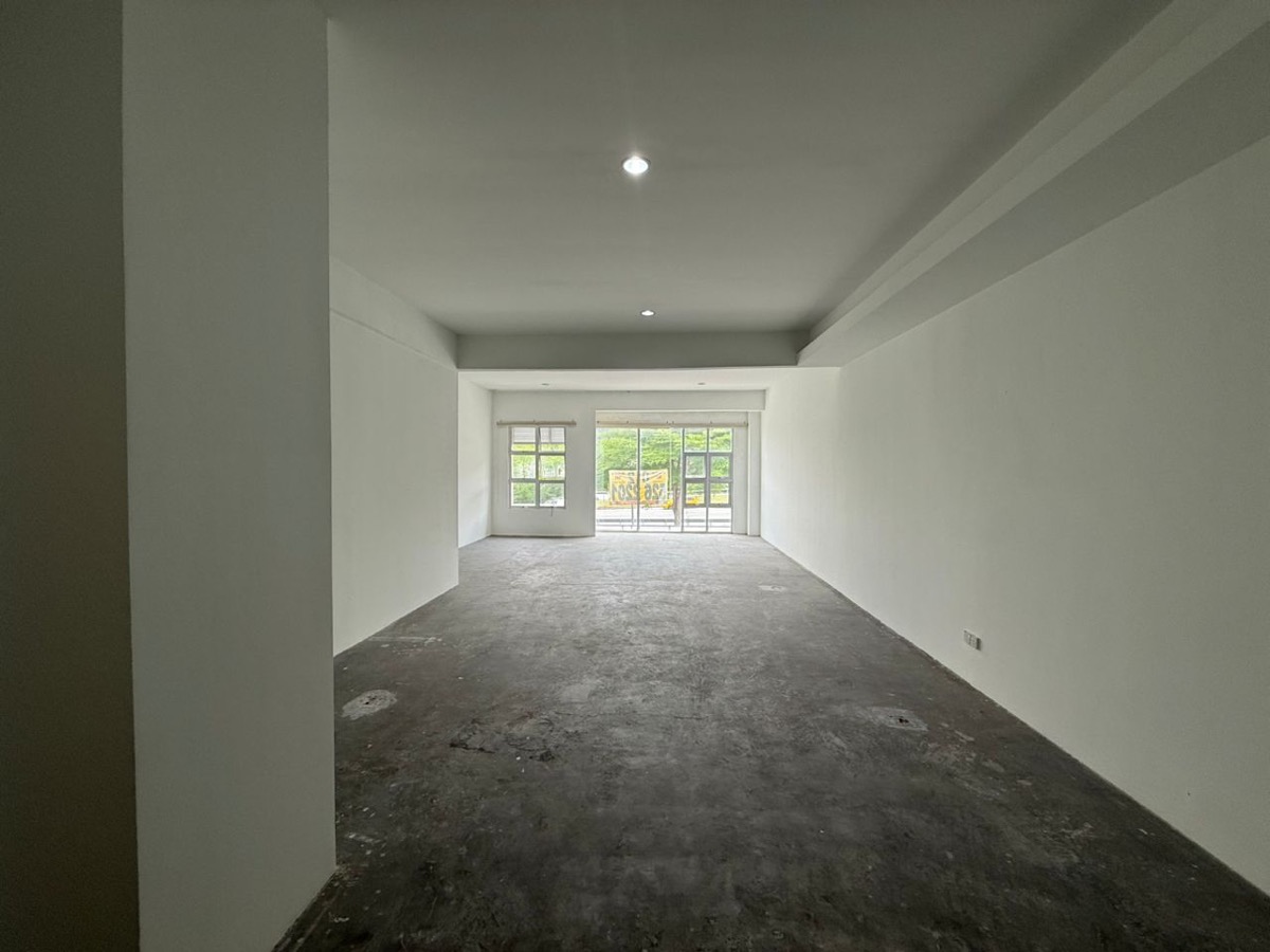 Tadika Before - Bare unit